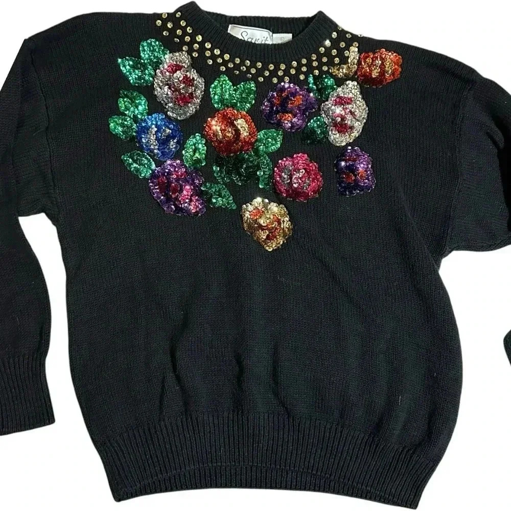RARE VTG 1980s knitted sweater with beaded sequin floral embroidery